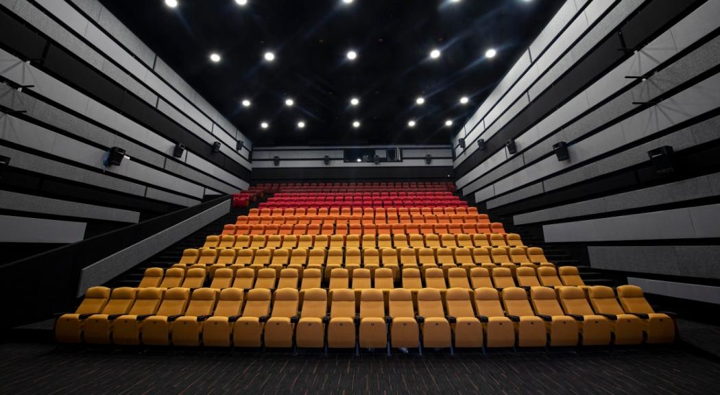 Imagen de una de las salas de proyección principales de la nueva Cinemateca de Bogotá