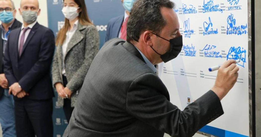 Firma carta de intención para fortalecer la atención en salud Bogotá