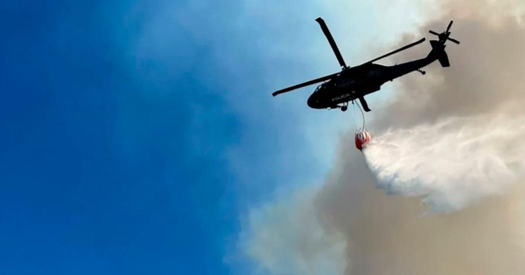 Bomberos controlan incendio en inmediaciones del Parque Entre Nubes