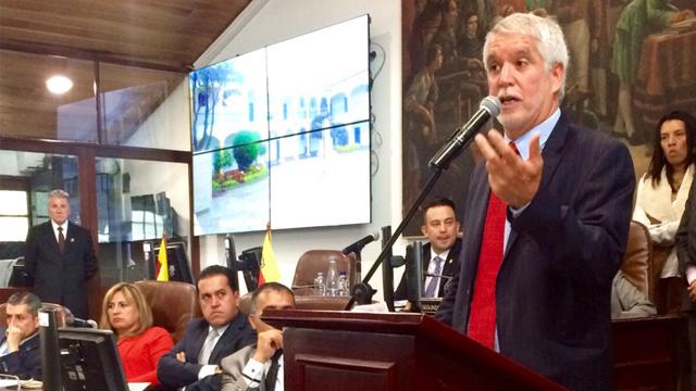 “Vamos a trabajar en equipo por Bogotá”: le dijo el Alcalde Peñalosa al Concejo