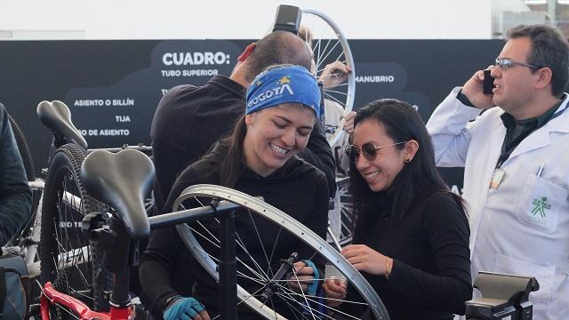 Bogotá inaugura el primer Centro de la Bici en Colombia - Foto: Secretaría de Movilidad