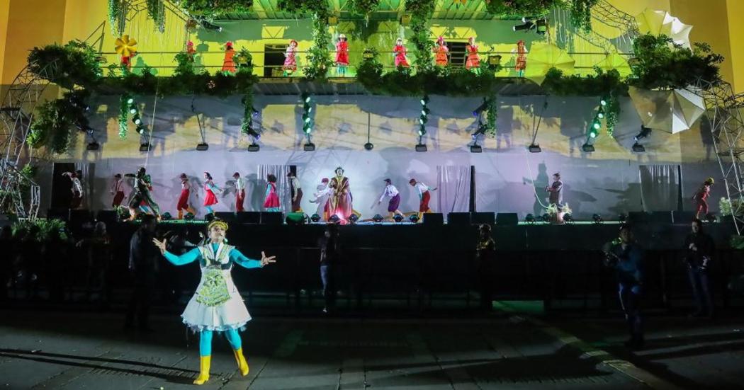 Show de Navidad: 'El Árbol de la Abundancia' en la Plaza de Bolívar
