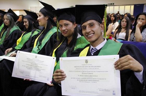 Graduación jóvenes del Idipron - Foto: Prensa Idipron 