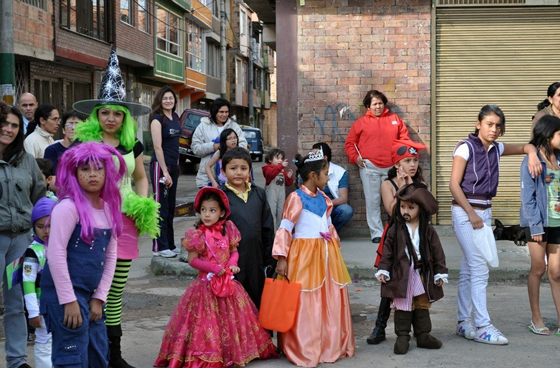 Niñas y niños de Suba celebrarán halloween con Feria Infantil de Servicios