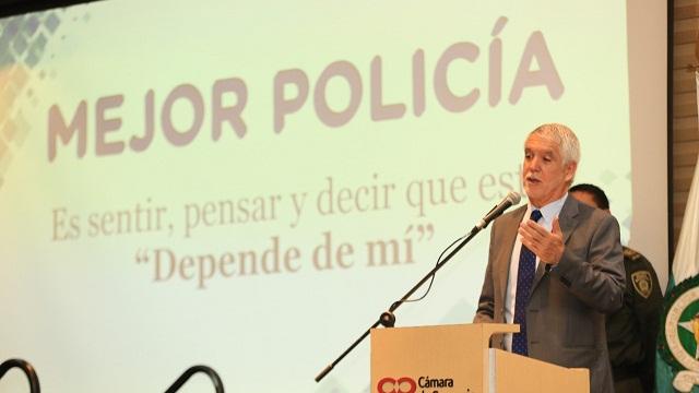 Lanzamiento programa Mejor Policía - Foto: Comunicaciones Alcaldía / Diego Bauman