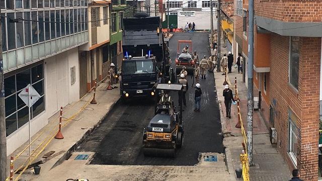 Intervención de huecos en Bogotá - Foto: Prensa UMV