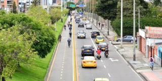 Pico y placa vehículos particulares y taxis en Bogotá 29 de febrero 