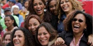 Mujeres en Bogotá - Foto: Prensa Alta Consejería TIC