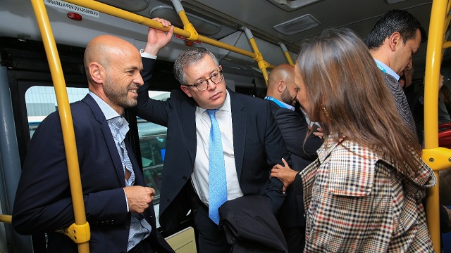 Ministro de Transporte de Argentina en Congreso de Movilidad en Bogotá - Foto: Diego Bauman