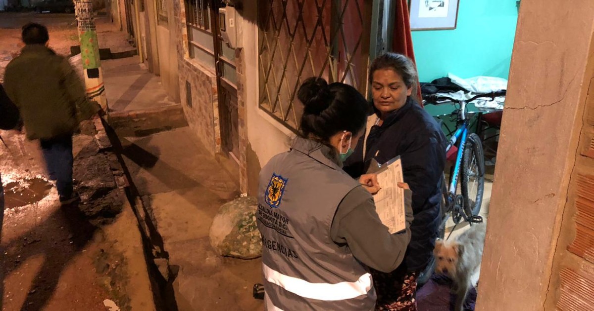 Distrito entrega ayudas a personas afectadas por la ola invernal | Bogota .gov.co