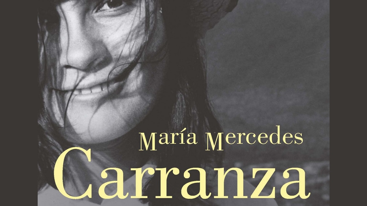 Sumérgete en la poesía de María Mercedes Carranza prestando estos dos libros