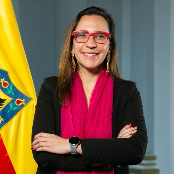 María del Pilar López Uribe: Secretaria de Desarrollo Económico.