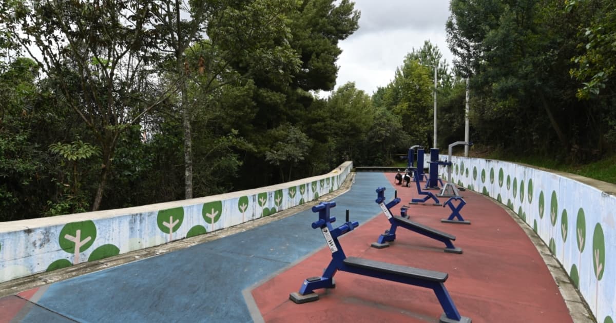 Racionamiento de agua en Bogotá viernes 15 de noviembre cierre parques