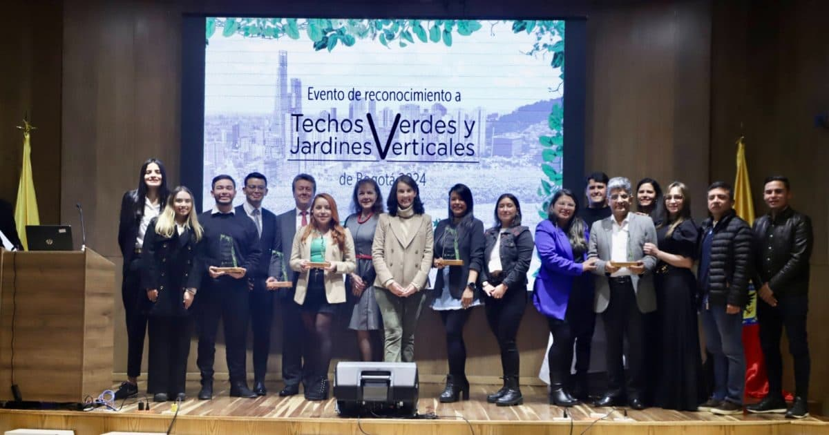 Jardines verticales y techos verdes en Bogotá: proyectos destacados 