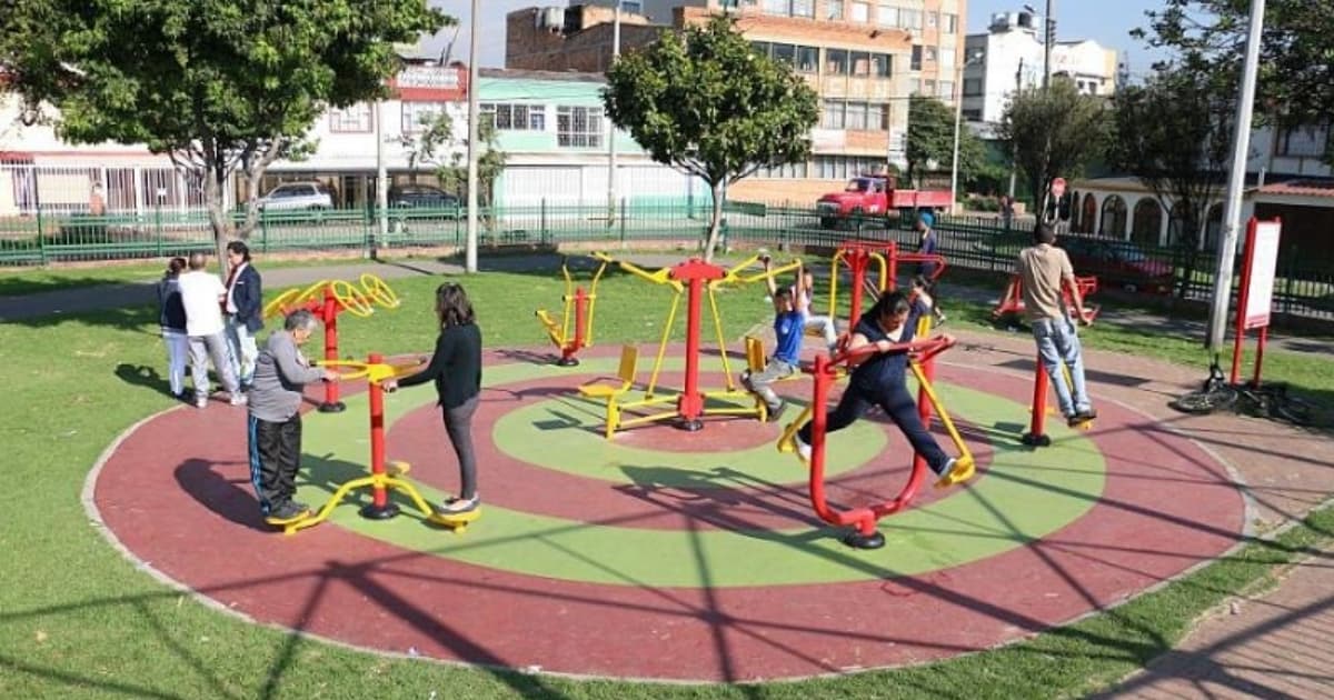 Racionamiento de agua en Bogotá lunes 16 de diciembre cierre parques