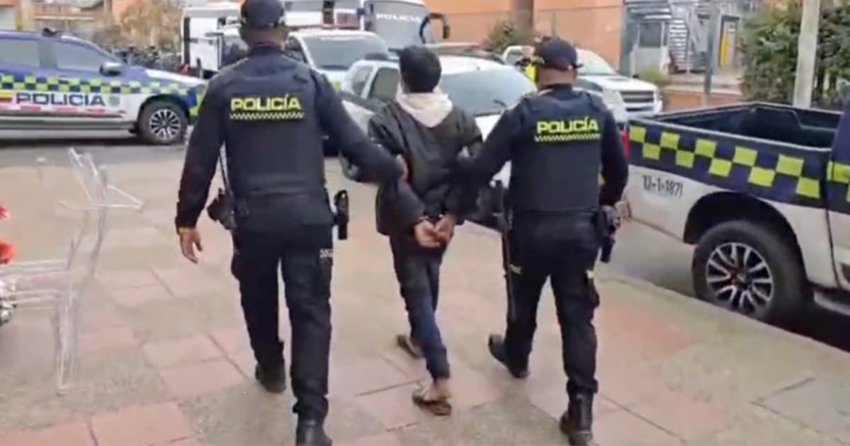 Video: Seguridad en Bogotá, capturado por amenazar a transeúntes con arma