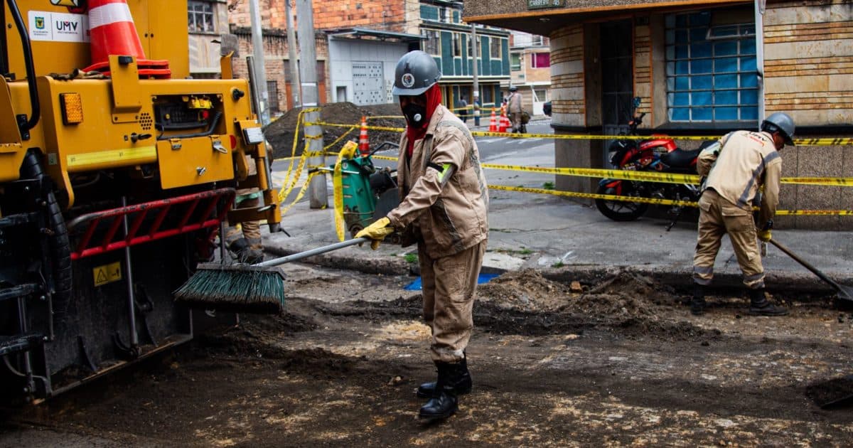 Movilidad en Bogotá intervención vía en La Libertad de Barrios Unidos