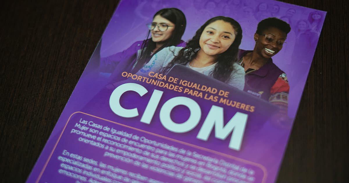 60.000 atenciones a mujeres en medio año en Bogotá empoderamiento y prevención