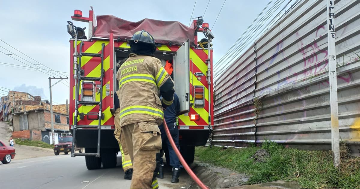Bomberos Bogotá formará a periodistas para cubrir emergencias ¡Participa!