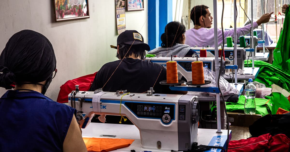 Empresas de confección de Bogotá recibirán apoyo para exportar
