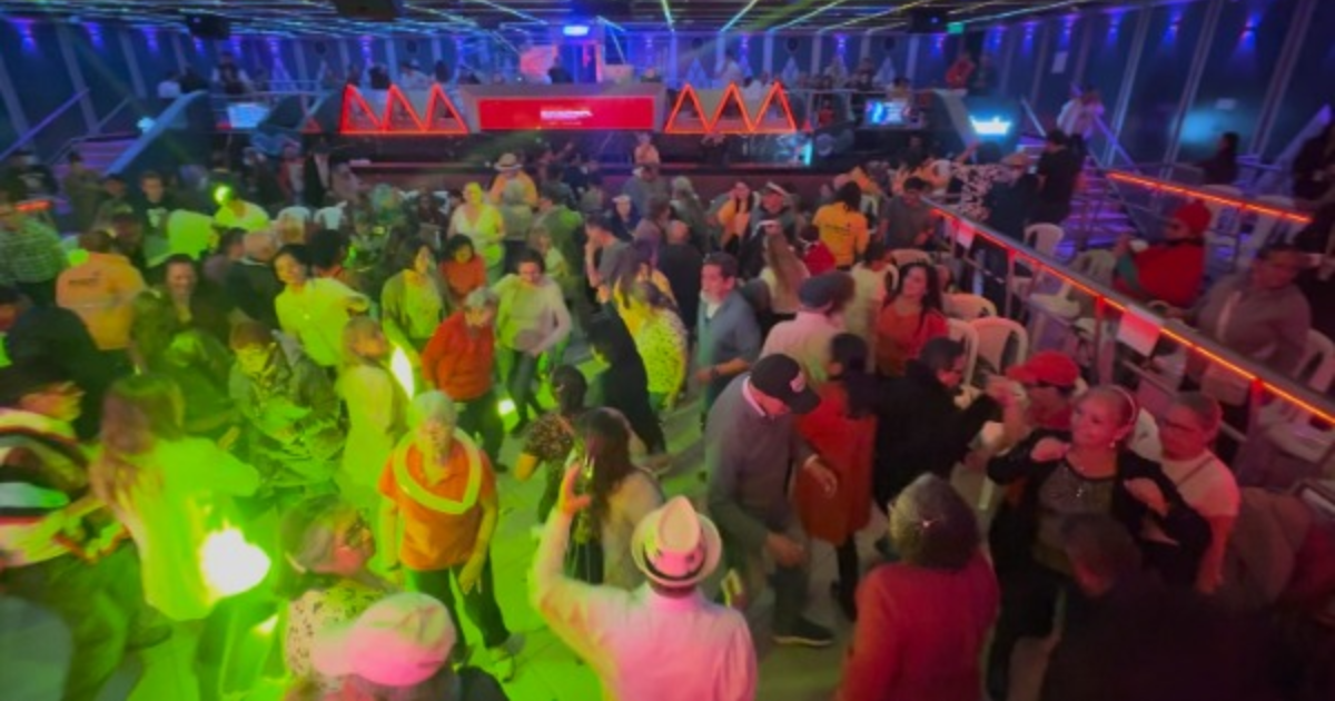 Más de 300 personas mayores disfrutaron del Bingo Sabrosón en Bogotá