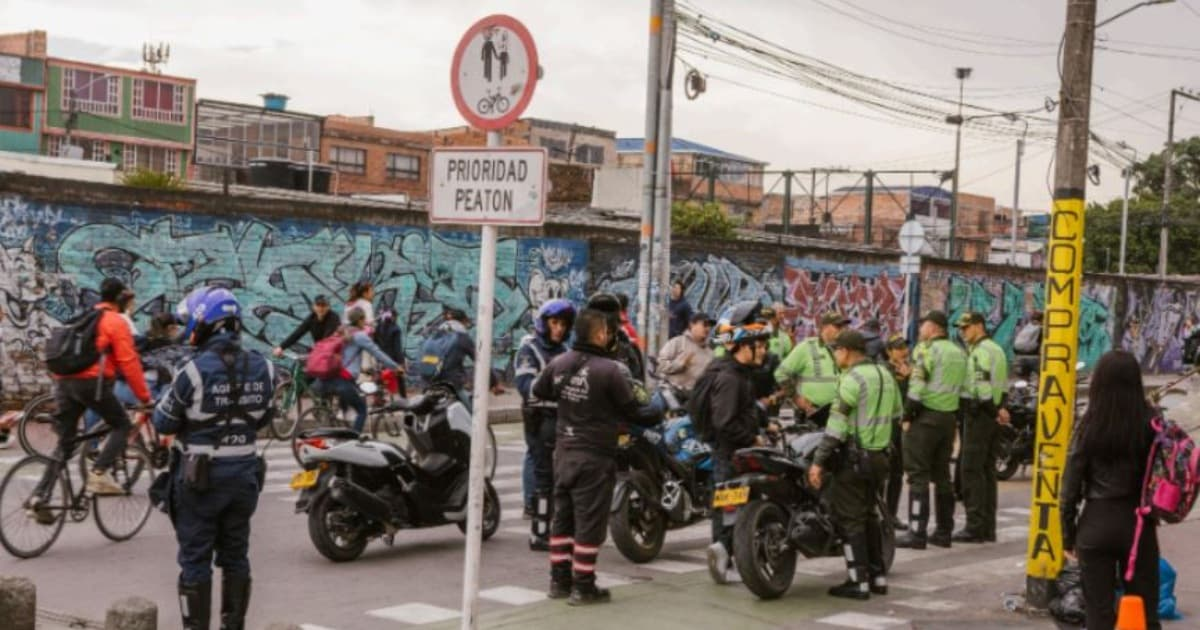Más control para salvar vidas Bogotá trabaja recuperación de andenes