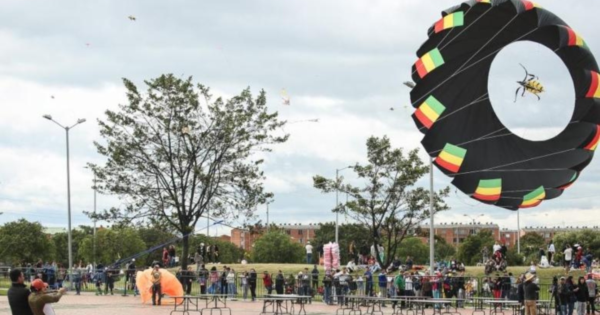 Recomendaciones de Enel para volar cometas de forma segura en Bogotá