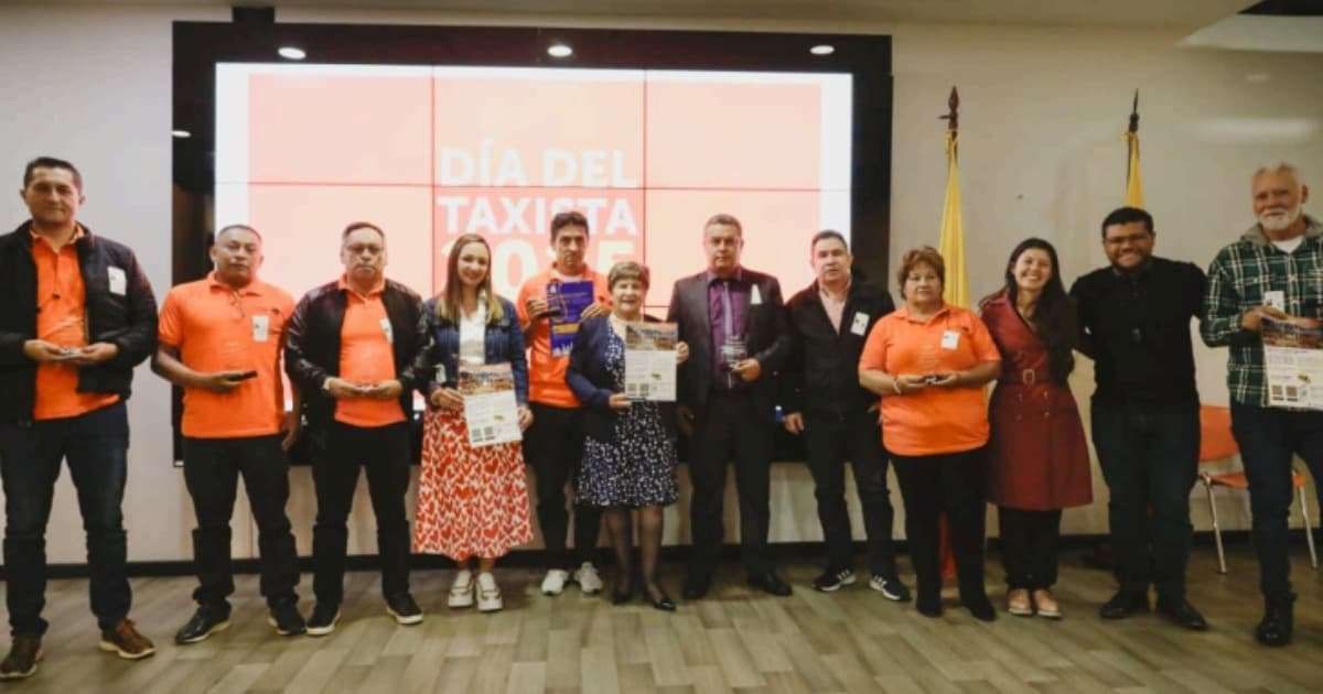 Bogotá lanza estrategia de formación para fortalecer servicio de taxi