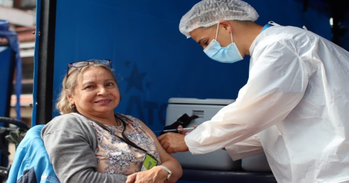 Vacunación en Bogotá lunes 18 de agosto conoce los puntos habilitados 