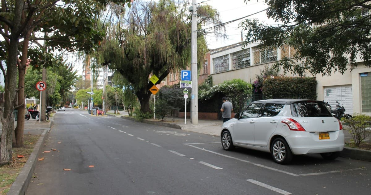 A finales de 2025, Bogotá tendrá más de 10.000 cupos para vehículos particulare