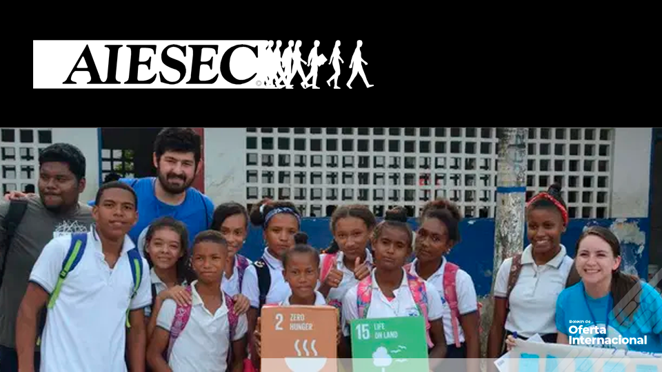 Voluntariado global en Nápoles, Italia, impulsado por AIESEC.