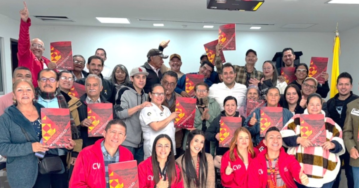 Entrega de título de propiedad en Santa Fe y San Cristóbal Bogotá