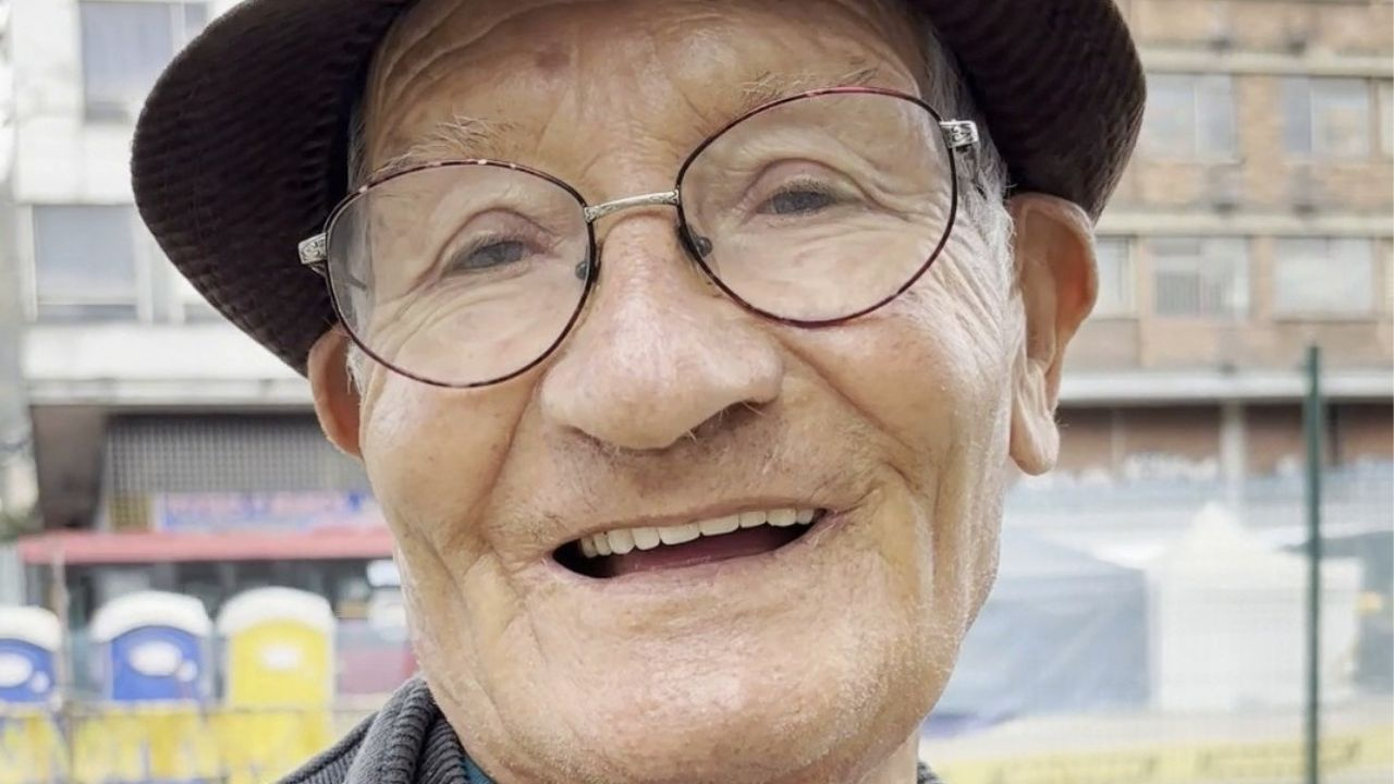 Imagen de Joaquín Domingo, habitante de La Favorita, barrio de Bogotá. 