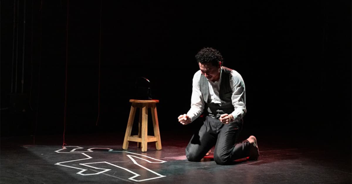 Imagen de actor en una obra de teatro