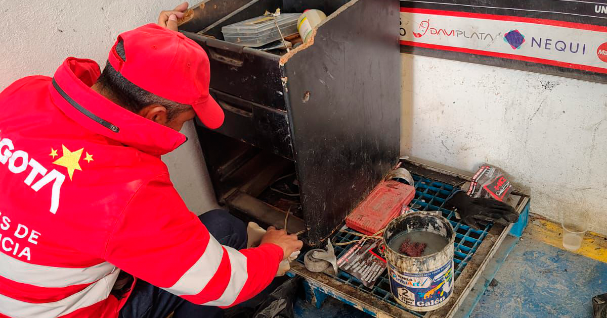 Suspendido montallantas en Fontibón que estaría vinculado con los ‘pinchallantas’ de Bogotá