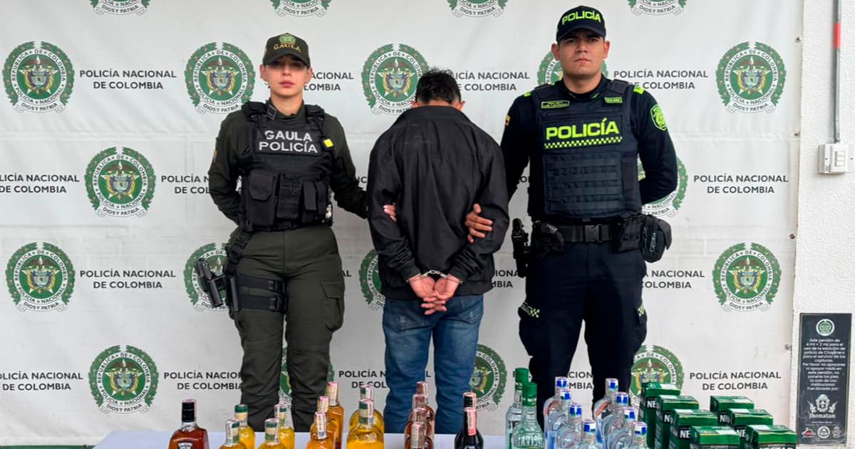 Foto con la captura del hombre que hurtó un supermercado en Chapinero