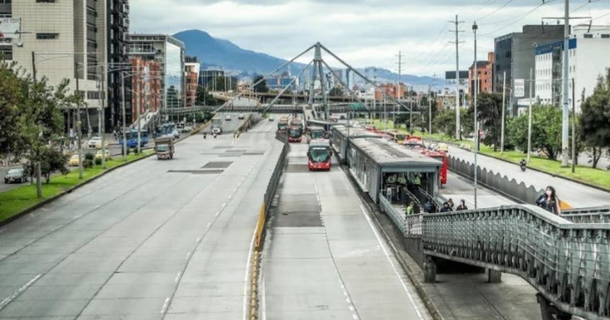 Foto de la autopista Norte con calle 97 en el norte de Bogotá.