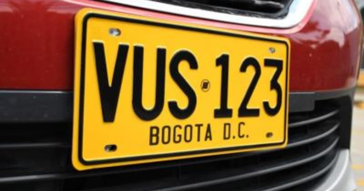Foto de la placa de un vehículo