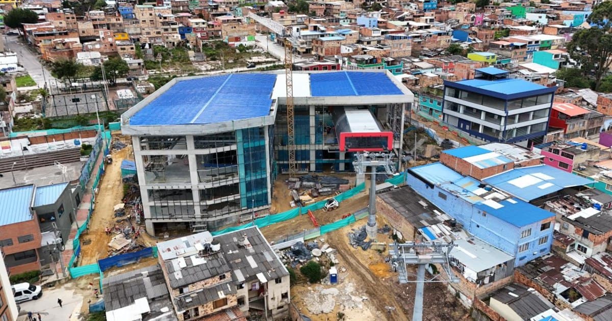 Foto de un frente de obra de TransMiCable San Cristóbal