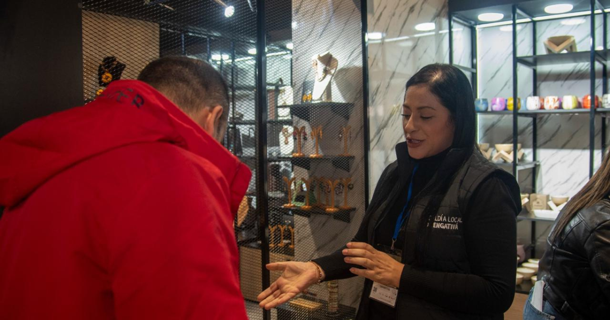 Foto de una emprendedora de Engativá