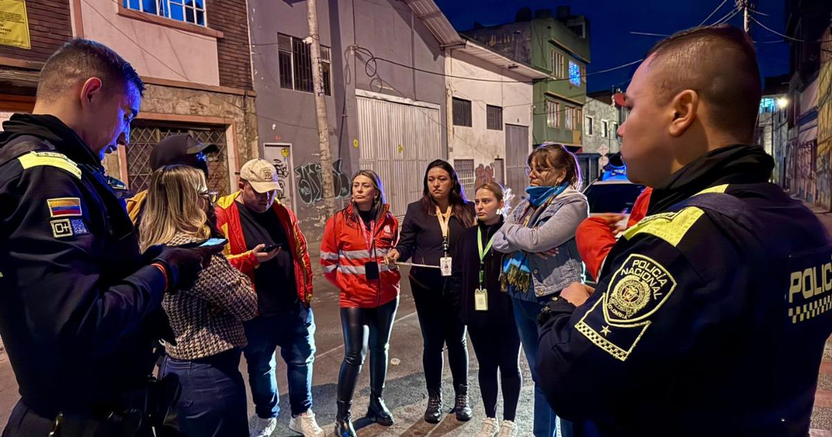 Foto de funcionarios del Distito en operativos de seguridad 