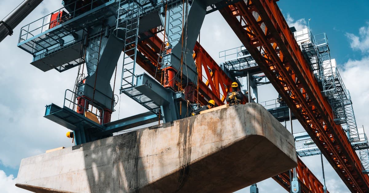 Foto de un frente de obra del Metro de Bogotá