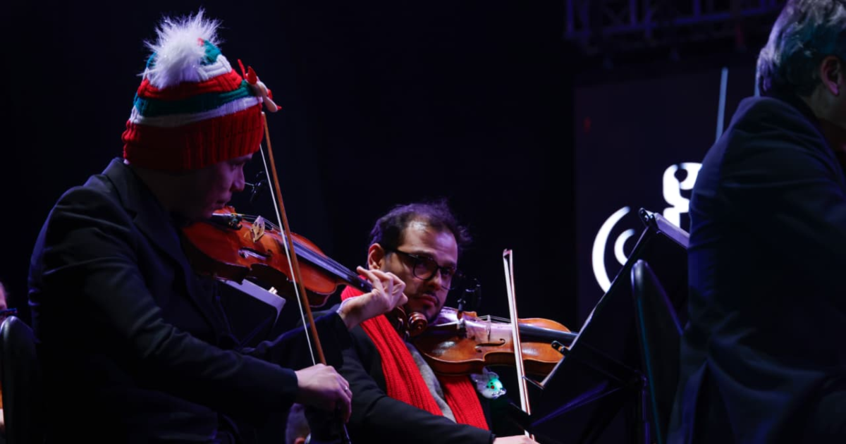 Imagen de integrantes de la Orquesta Filarmónica de Bogotá en el Parque el Tunal