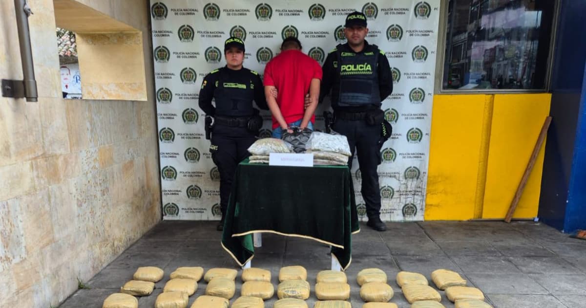 Hombre de 20 años capturado por el delito de tráfico, fabricación o porte de estupefacientes.