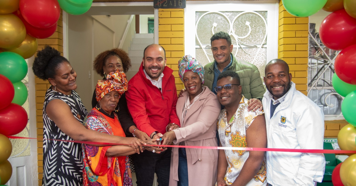 Imagen de la inauguración de la casa Afro