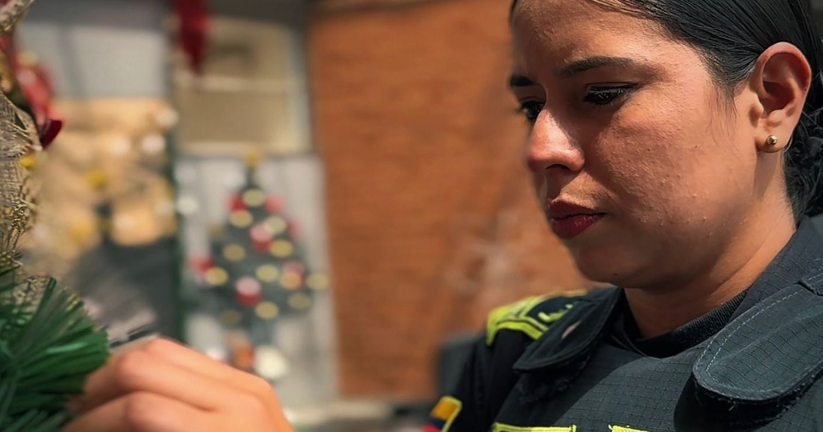 Imagen de la patrullera Valentina Ortega de la estación de Puente Aranda