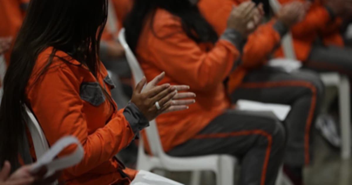 Foto de personas privadas de la libertad