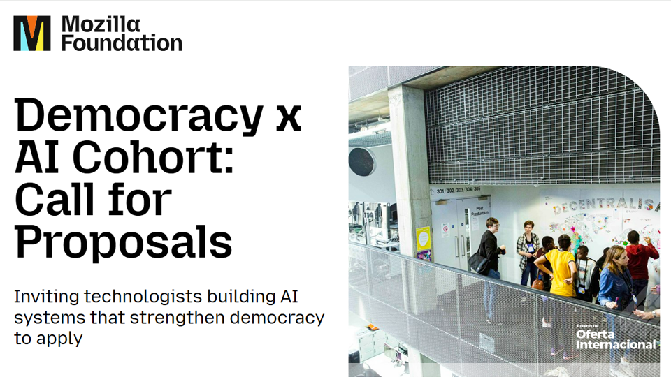 Tecnólogos colaborando en soluciones de IA para democracia