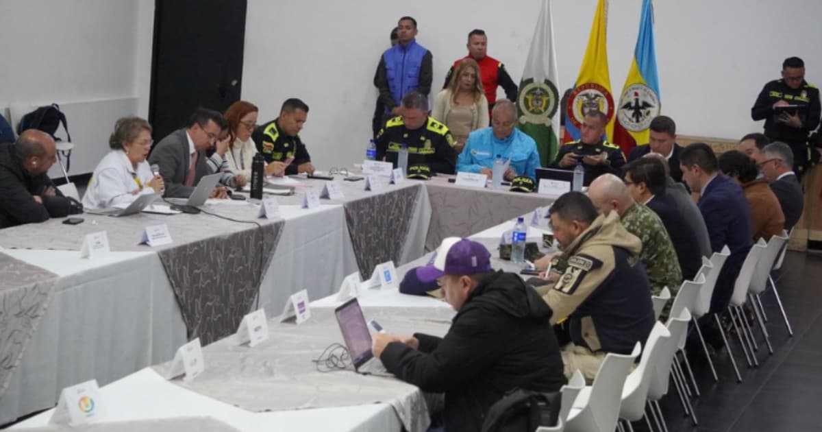 Funcionarios reunidos en Comité de Seguimiento y Garantía Electoral