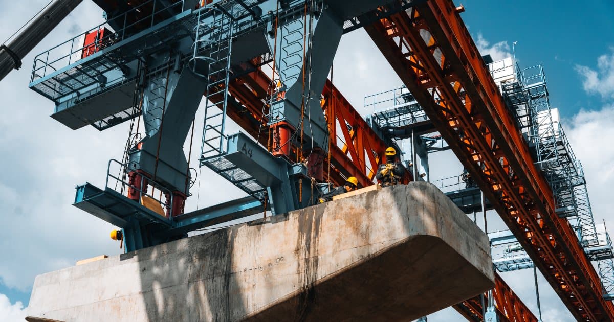 Foto de un frente de obra del Metro de Bogotá
